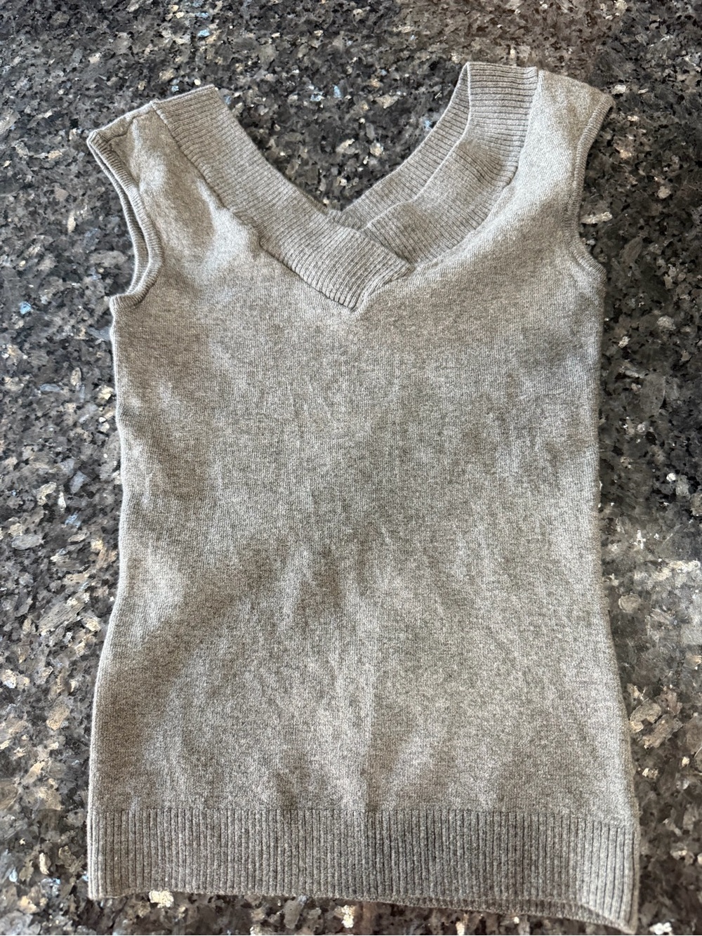 Brand New Authentic Brandy Melville Assorted 5 Pcs - Picture 5 of 14